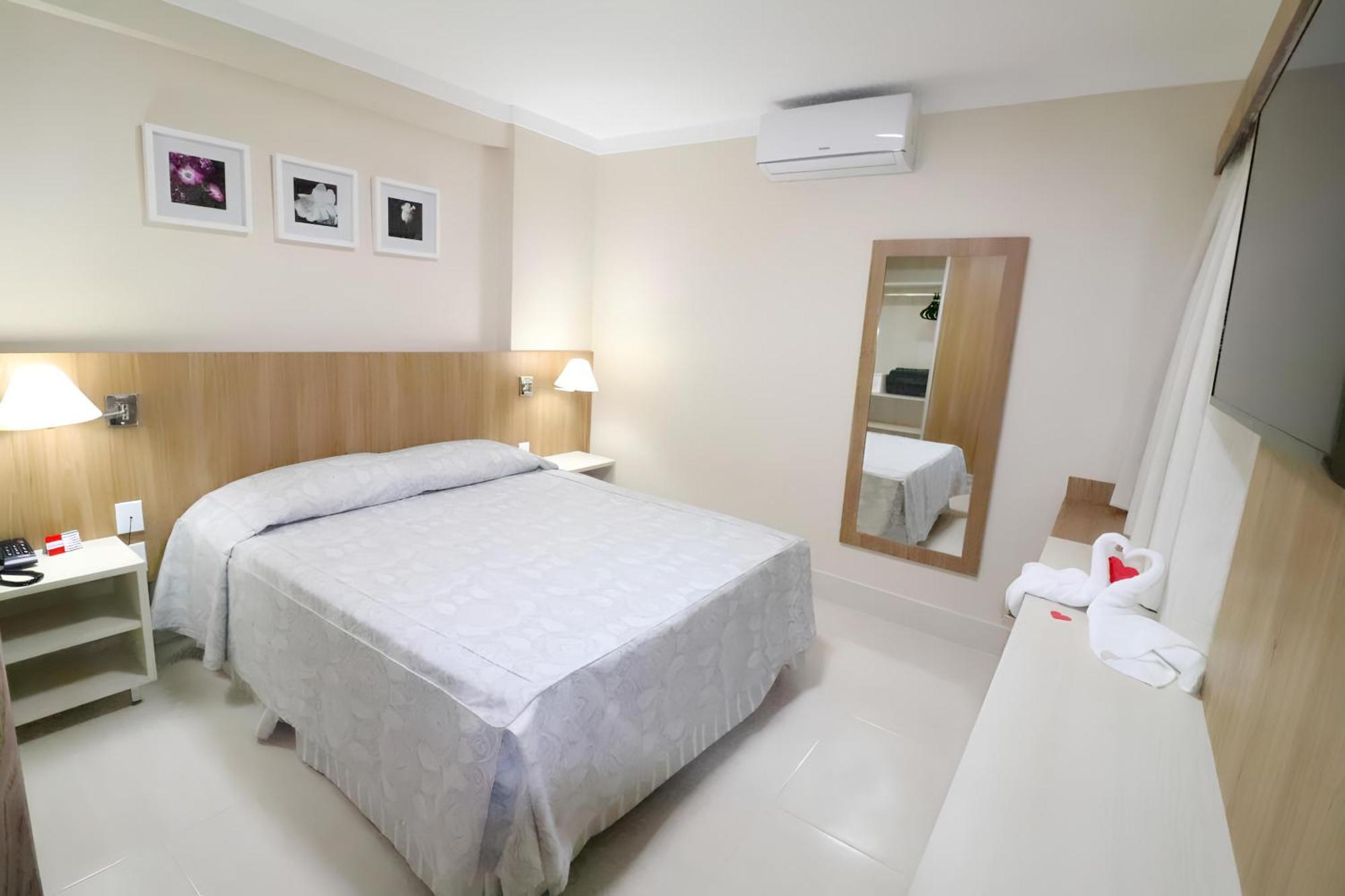 Piazza Diroma Com Acesso Ao Acqua Park Lägenhet Caldas Novas Exteriör bild