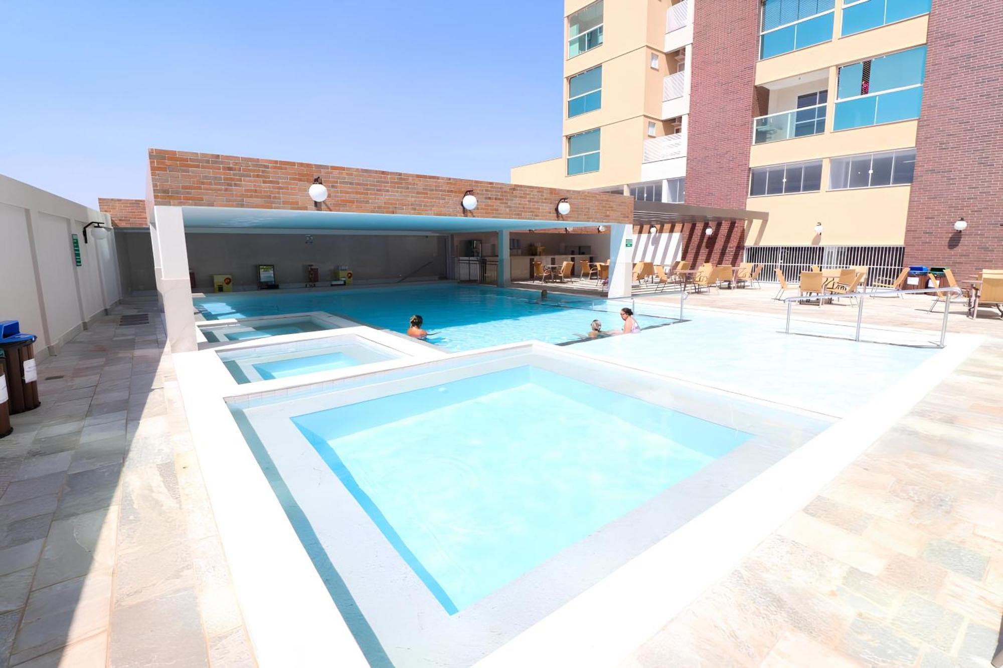 Piazza Diroma Com Acesso Ao Acqua Park Lägenhet Caldas Novas Exteriör bild